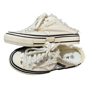 Cream Canvas Mule Clogs Size 36 - 5.5 US - 230 JP